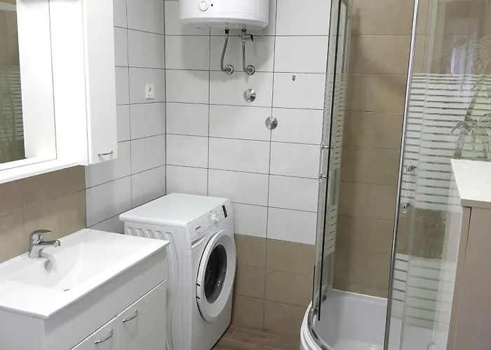 Апартаменты With Parking Space Njivice, Krk - 22769 Нивице